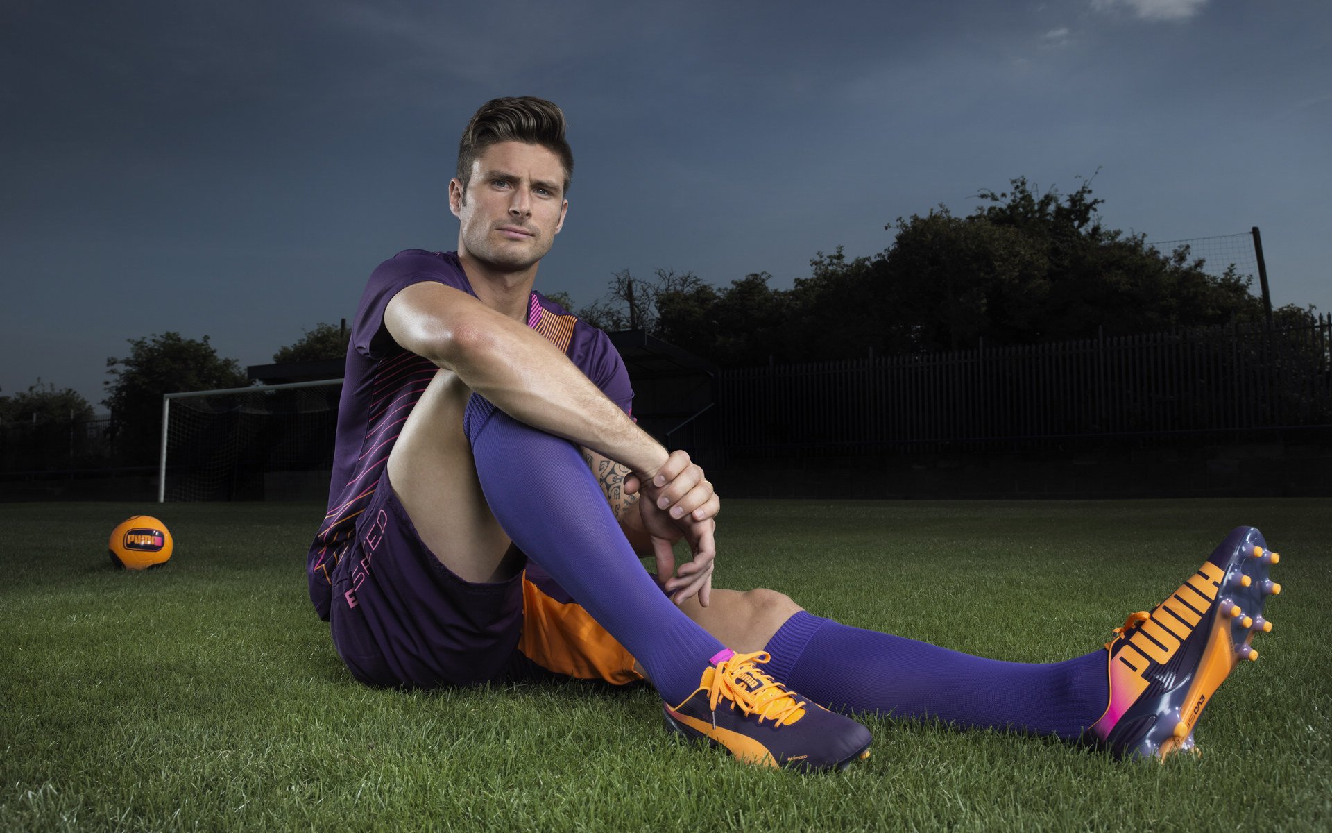 意甲焦点战，莱比锡红牛决胜局带走佛罗伦萨